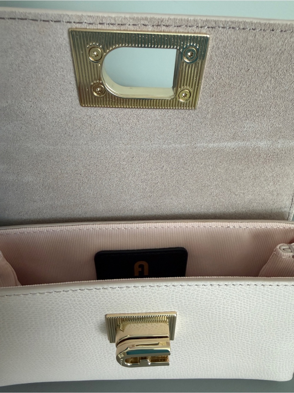 Furla 1927 Mini Top Handle Crossbody Bag Pink Leather
Like New! - Picture 6 of 8